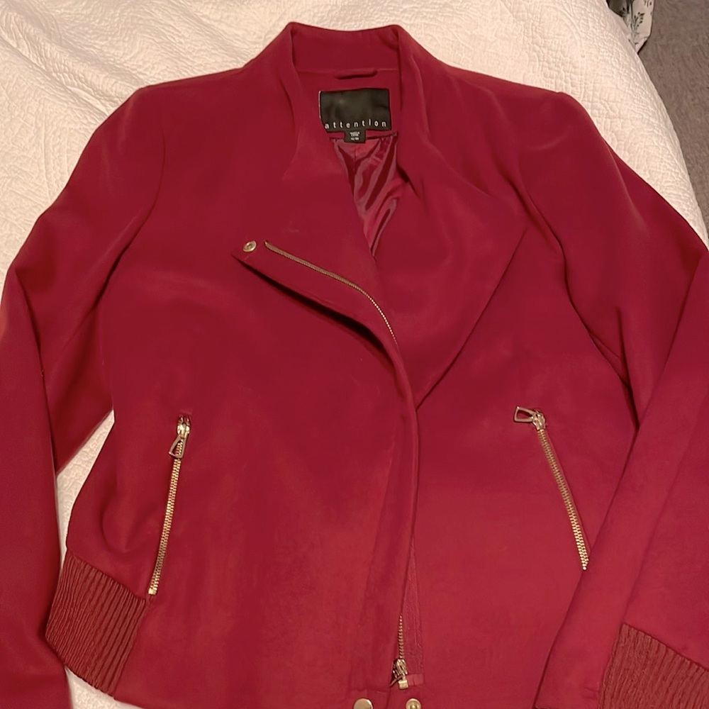 Like new maroon bomber style peacoat. Size xl